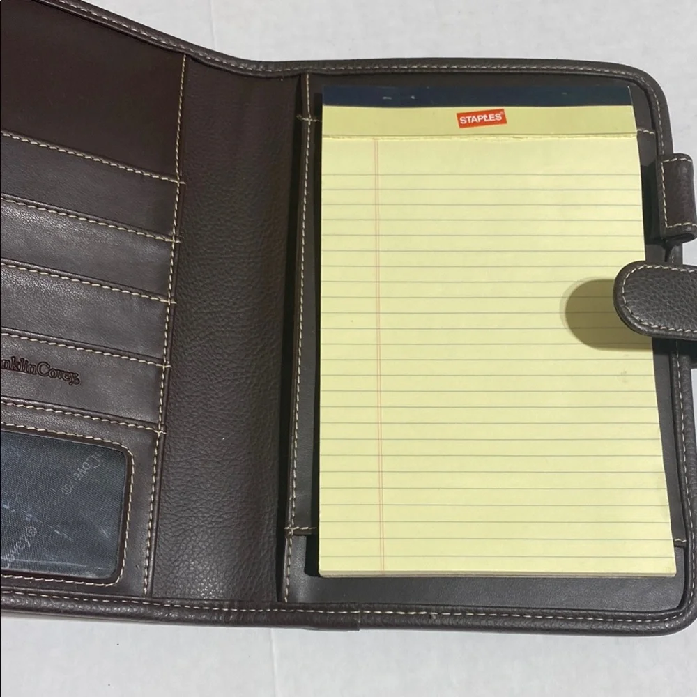 VGUC. Franklin Covey Brown Leather Planner